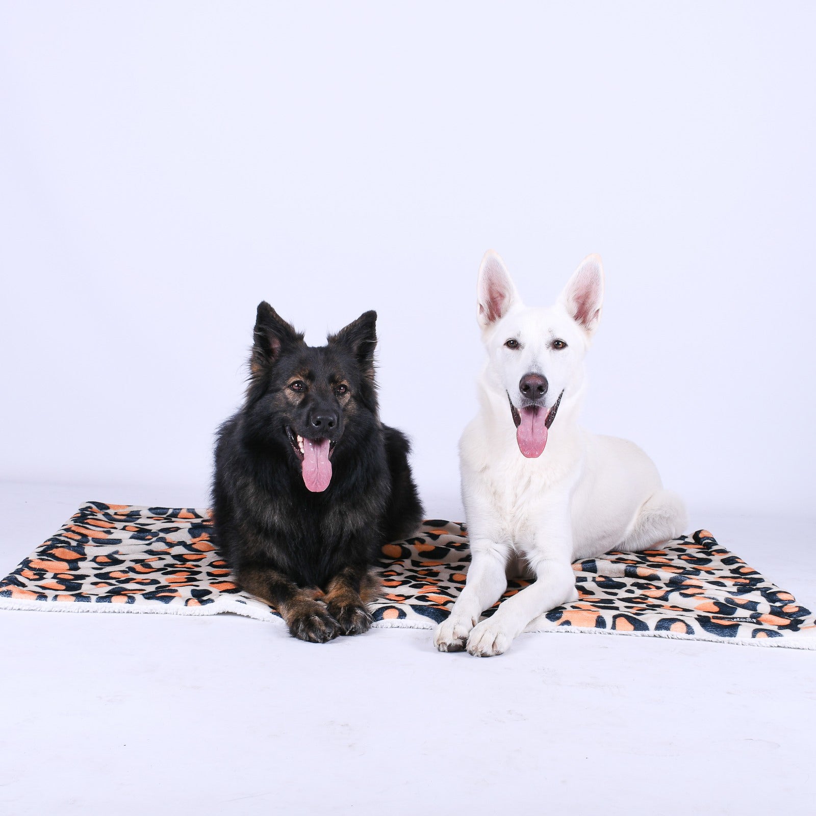 Bench / bank kleed voor honden panterprint